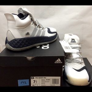 Adidas Men’s white PRO BOOST mid sneaker